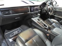 USED 2019 69 PORSCHE MACAN 2.0T SUV 5dr Petrol PDK 4WD Euro 6 (s/s) (245 ps) 1 OWNER ONLY 31K HUGE SPEC NAV
