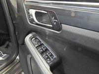 USED 2019 69 PORSCHE MACAN 2.0T SUV 5dr Petrol PDK 4WD Euro 6 (s/s) (245 ps) 1 OWNER ONLY 31K HUGE SPEC NAV