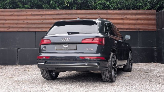 View our AUDI Q5