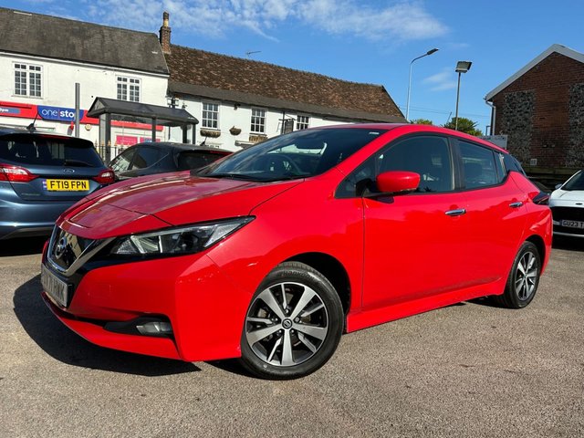 View our NISSAN LEAF