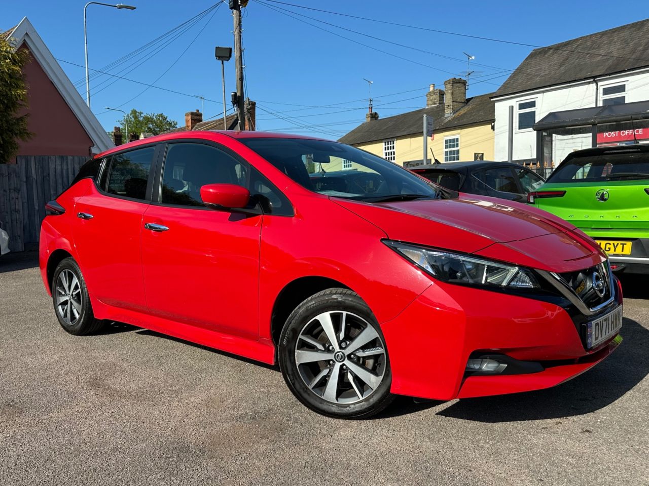 2021 NISSAN LEAF