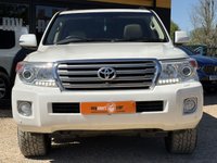 USED 2015 15 TOYOTA LAND CRUISER 4.5 D-4D V8 SUV 5dr Diesel Auto 4WD Euro 5 (268 ps) ICE (IN CAR ENTERTAINMENT) + SAT NAV + FULL BEIGE LEATHER SEATS + PRIVACY GLASS + SIDE STEPS + ALLOY WHEELS + SUNROOF + 2 KEYS + KING OF 4X4S + PEARLESCENT WHITE  + FULL SERVICE HISTORY + DAB RADIO + 7 SEATS + 2 KEYS + FINANCE AVAILABLE