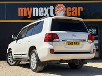 USED 2015 15 TOYOTA LAND CRUISER 4.5 D-4D V8 SUV 5dr Diesel Auto 4WD Euro 5 (268 ps) ICE (IN CAR ENTERTAINMENT) + SAT NAV + FULL BEIGE LEATHER SEATS + PRIVACY GLASS + SIDE STEPS + ALLOY WHEELS + SUNROOF + 2 KEYS + KING OF 4X4S + PEARLESCENT WHITE  + FULL SERVICE HISTORY + DAB RADIO + 7 SEATS + 2 KEYS + FINANCE AVAILABLE