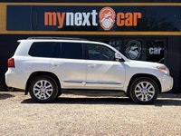 USED 2015 15 TOYOTA LAND CRUISER 4.5 D-4D V8 SUV 5dr Diesel Auto 4WD Euro 5 (268 ps) ICE (IN CAR ENTERTAINMENT) + SAT NAV + FULL BEIGE LEATHER SEATS + PRIVACY GLASS + SIDE STEPS + ALLOY WHEELS + SUNROOF + 2 KEYS + KING OF 4X4S + PEARLESCENT WHITE  + FULL SERVICE HISTORY + DAB RADIO + 7 SEATS + 2 KEYS + FINANCE AVAILABLE