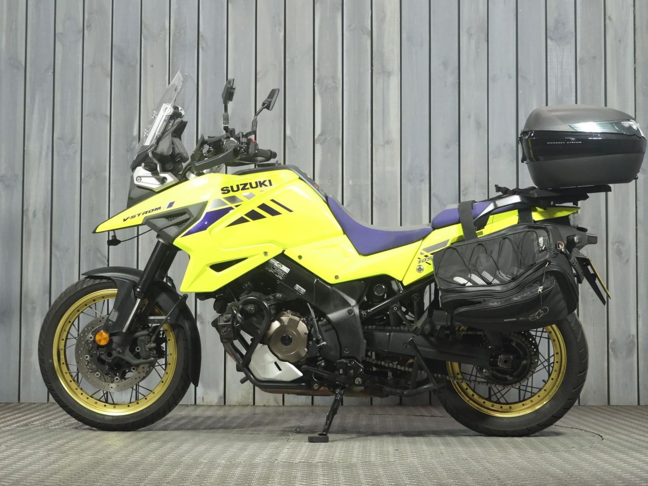 SUZUKI V-STROM 1050