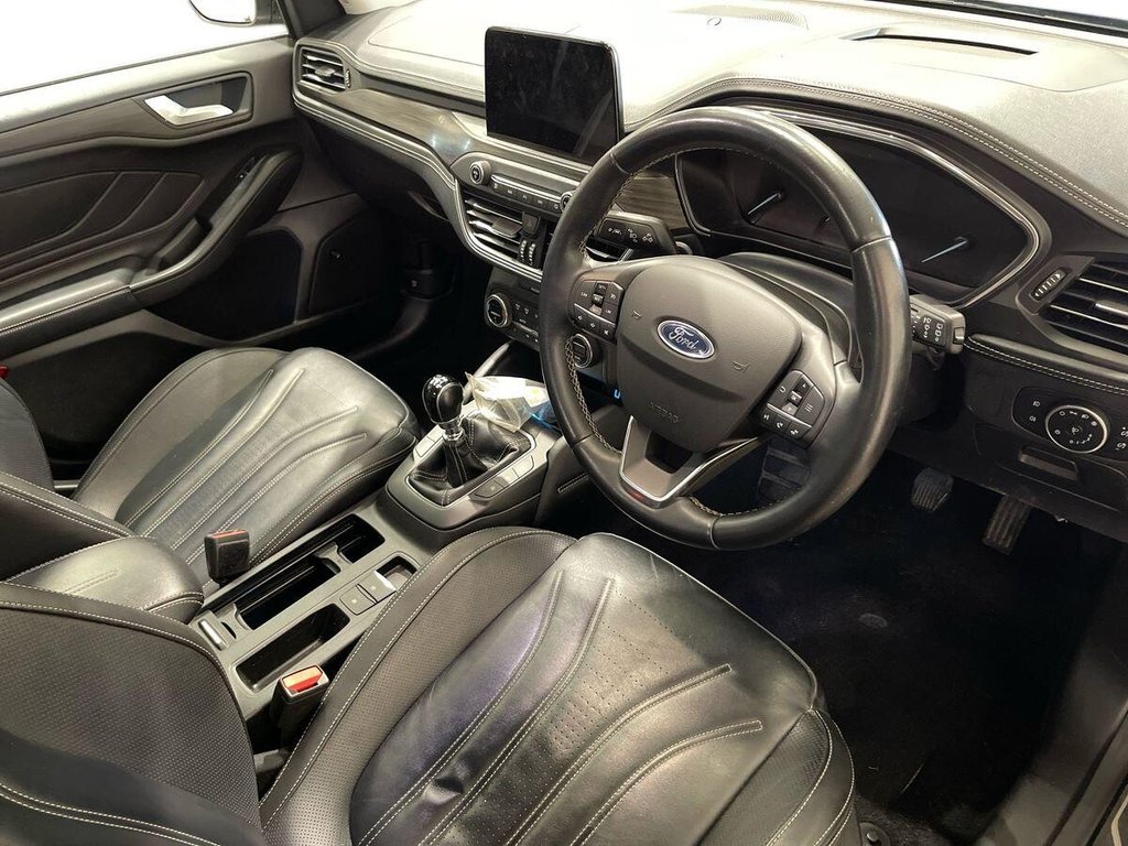 USED 2020 70 FORD FOCUS 1.5 EcoBlue Vignale Hatchback 5dr Diesel Manual Euro 6 (s/s) (120 ps) APPLE CAR PLAY AND ANDROID AUTO