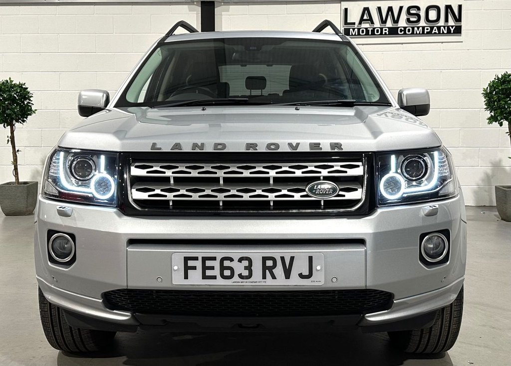 USED 2013 63 LAND ROVER FREELANDER 2 2.2 TD4 HSE SUV 5dr Diesel Manual 4WD Euro 5 (s/s) (150 ps) 