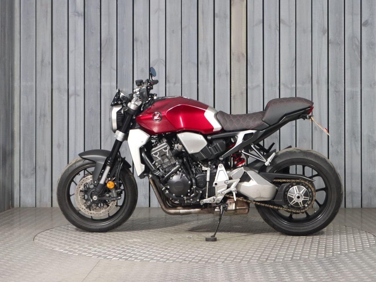 HONDA CB1000R