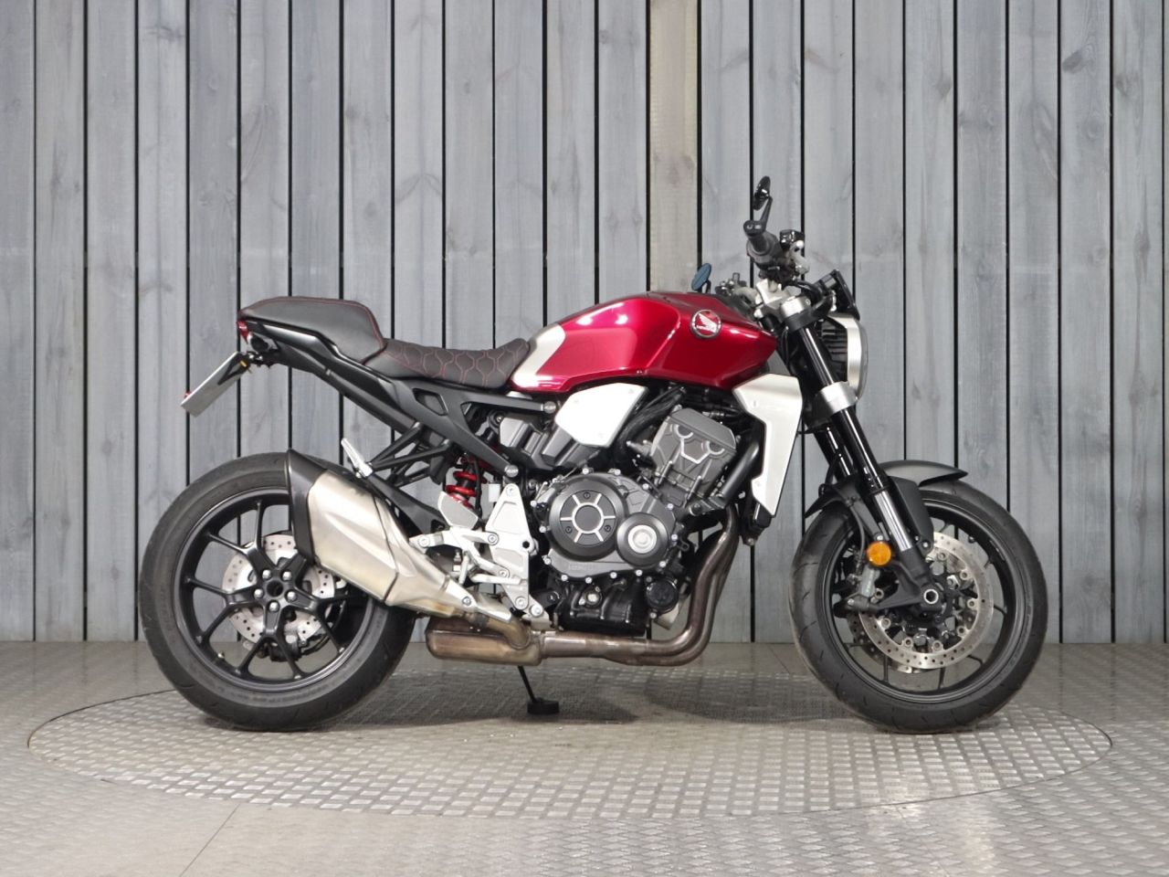 HONDA CB1000R