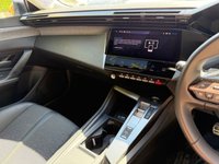 USED 2022 22 PEUGEOT 308 SW 1.6 12.4kWh Allure Premium Estate 5dr Petrol Plug-in Hybrid e-EAT Euro 6 (s/s)  1 Owner, CarPlay, Huge Spec