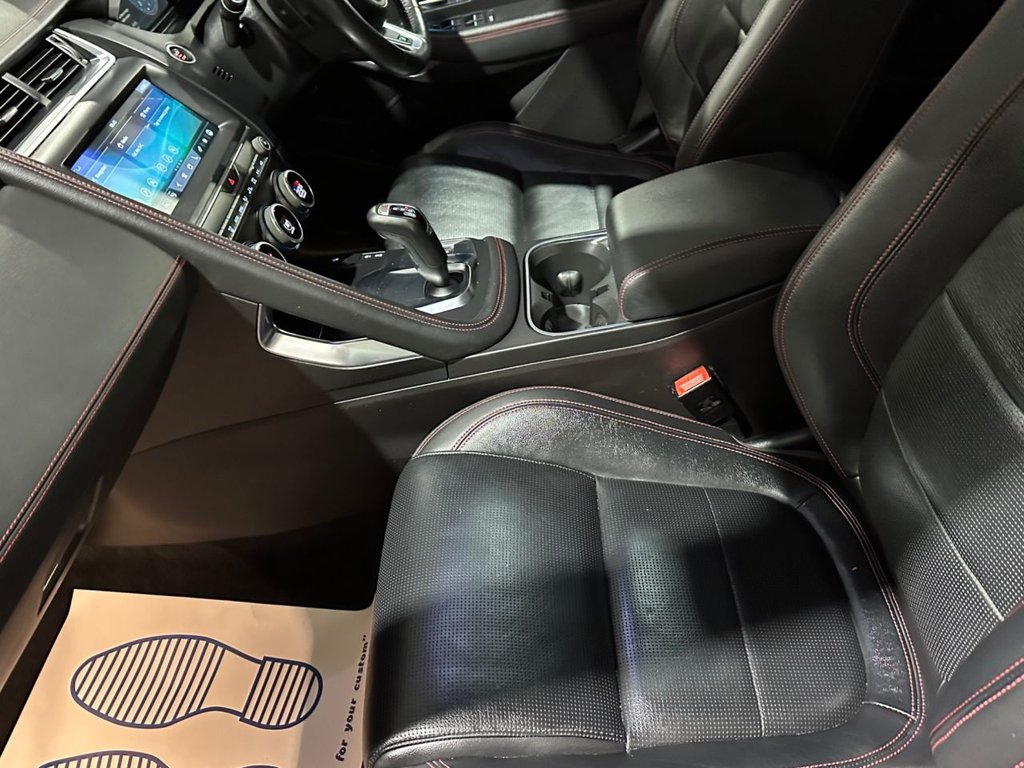 USED 2020 69 JAGUAR E-PACE 2.0 D180 Chequered Flag SUV 5dr Diesel Auto AWD Euro 6 (s/s) (180 ps) 