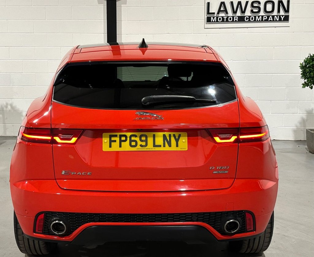 USED 2020 69 JAGUAR E-PACE 2.0 D180 Chequered Flag SUV 5dr Diesel Auto AWD Euro 6 (s/s) (180 ps) 