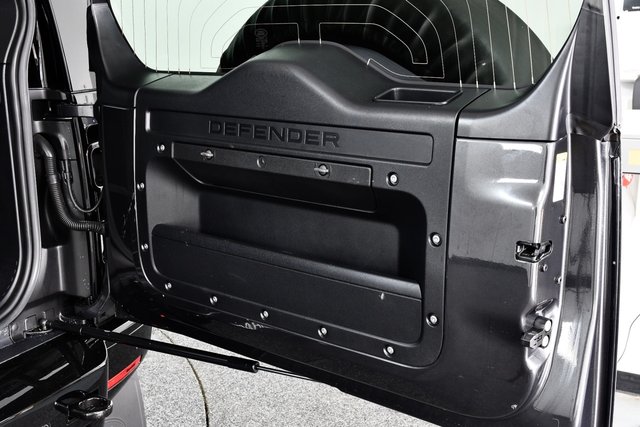 USED 2022 22 LAND ROVER DEFENDER 110 3.0 D250 MHEV X-Dynamic HSE SUV 5dr Diesel Auto 4WD Euro 6 (s/s) (250 ps) URBAN | AirSus/DTowbar/PanRoof