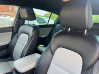 USED 2021 21 KIA SPORTAGE 1.6 CRDi MHEV GT-Line SUV 5dr Diesel Hybrid DCT Euro 6 (s/s) (134 bhp) AUTO -- 1 OWNER -- FULL HISTORY -- SAT NAV -- 2-TONE LEATHER