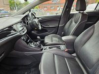 USED 2016 16 VAUXHALL ASTRA 1.4i Turbo Elite Nav Hatchback 5dr Petrol Manual Euro 6 (150 ps) SAT NAV &mdash; CAR PLAY &mdash; HEATED SEATS &mdash; FULL LEATHER