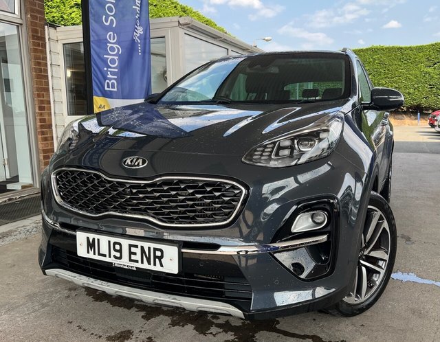 View our KIA SPORTAGE