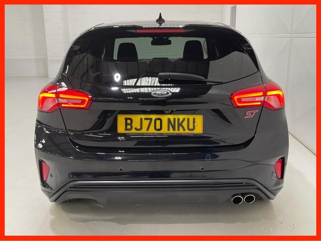 View our FORD FOCUS