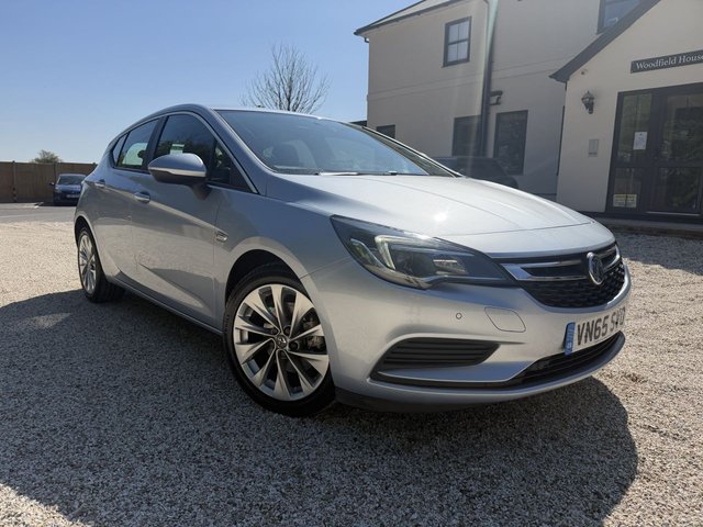 2015 65 Vauxhall Astra 1.6 CDTi ecoTEC BlueInjection Tech Line Hatchback 5dr Diesel Manual Euro 6 (110 ps)