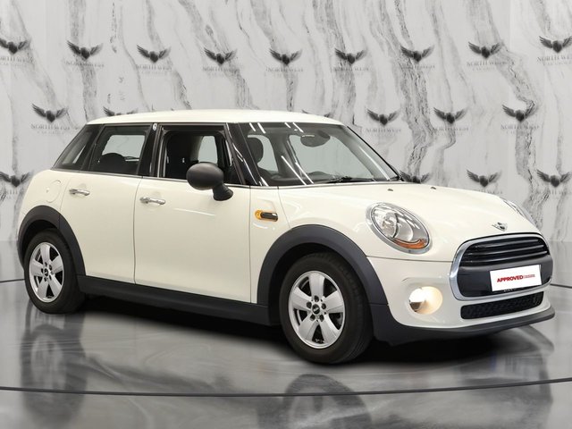 2015 MINI Hatch
