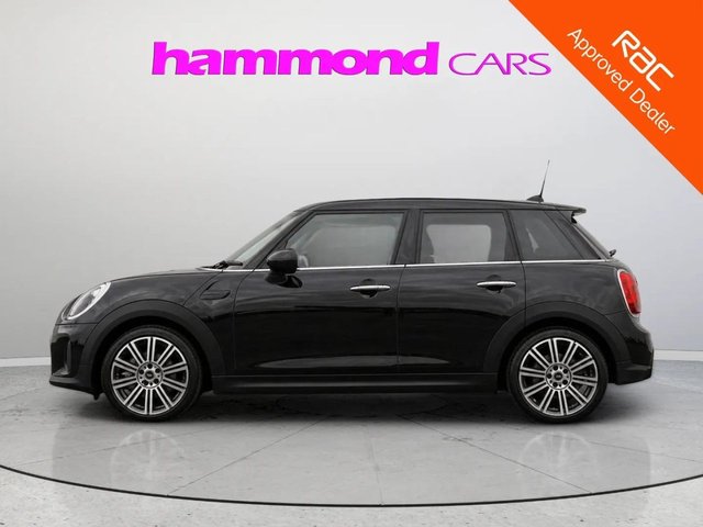 2023 MINI Hatch
