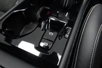 USED 2019 69 VOLVO XC40 2.0 T5 R-Design SUV 5dr Petrol Auto AWD Euro 6 (s/s) (247 ps) FULL HISTORY+HEATED SEATS+NAV