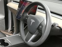 USED 2022 72 TESLA MODEL Y SUV 5dr Electric Auto RWD (346 ps) SUNROOF SAT NAV LEATHER HEATED SEATS CRUISE CONTROL PARKING CAMERA 1 OWNER WARRANTY