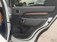 USED 2018 68 LAND ROVER DISCOVERY 3.0 SD V6 HSE SUV 5dr Diesel Auto 4WD Euro 6 (s/s) (306 ps) DETACHABLE TOWBAR + PRIV GLASS