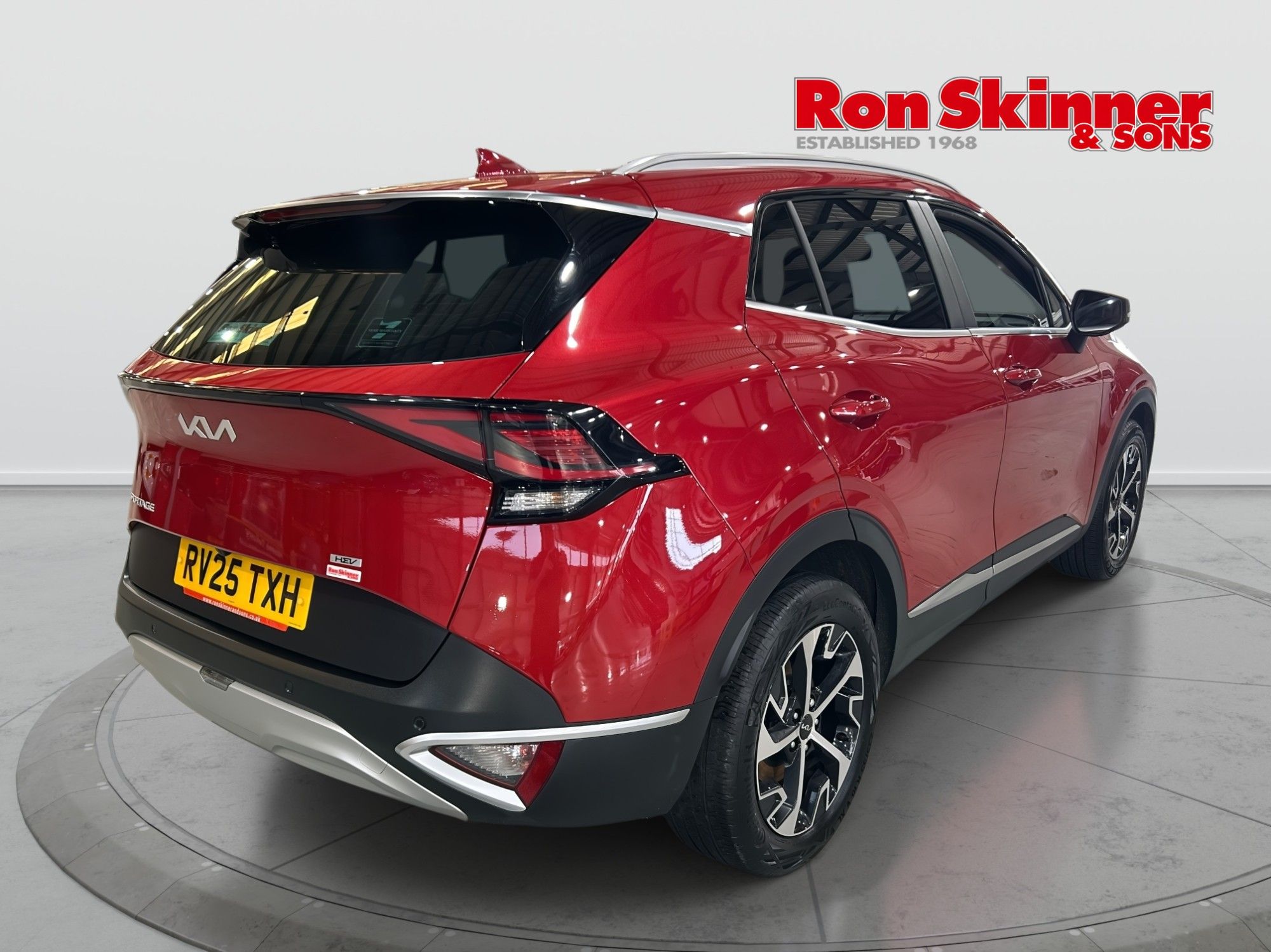 USED 2025 25 KIA SPORTAGE 1.6 h T-GDi 3 SUV 5dr Petrol Hybrid Auto Euro 6 (s/s) (207 bhp) 