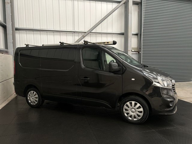 View our VAUXHALL VIVARO