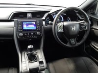 USED 2019 69 HONDA CIVIC 1.0 VTEC Turbo SE Hatchback 5dr Petrol Manual Euro 6 (s/s) (126 ps) BLUETOOTH-DAB RADIO