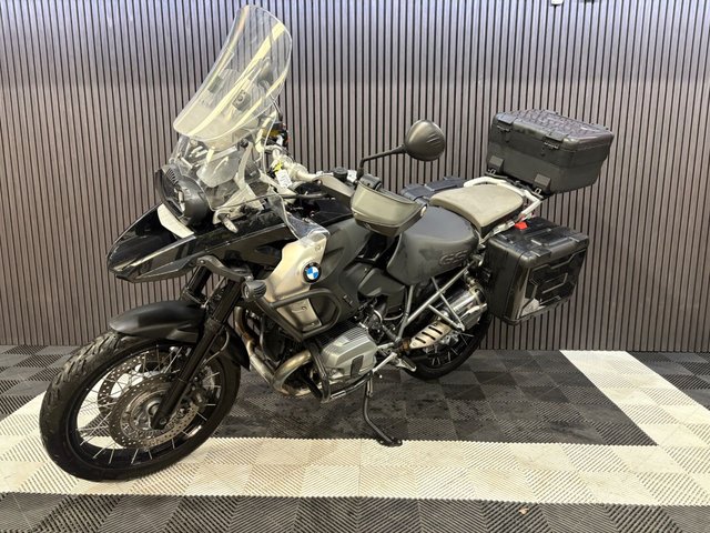 View our BMW R 1200 GS
