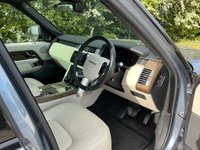 USED 2018 68 LAND ROVER RANGE ROVER 4.4 SD V8 Vogue SE SUV 5dr Diesel Auto 4WD Euro 6 (s/s) (339 ps) FULL LAND ROVER/SPECIALIST SERVICE HISTORY * STUNNING CAR * NICE EXTRAS