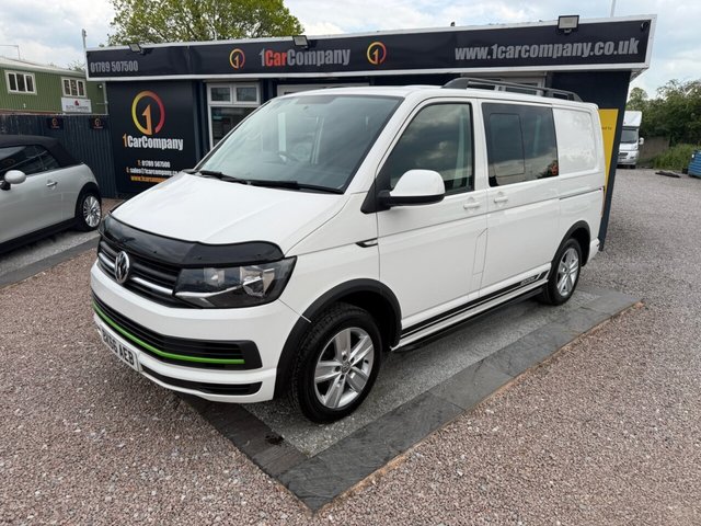 View our Volkswagen Transporter 2.0 TDI T30 BlueMotion Tech Trendline Kombi Double Cab 5dr Diesel Manual FWD SWB Euro 5 (s/s) (102 ps)