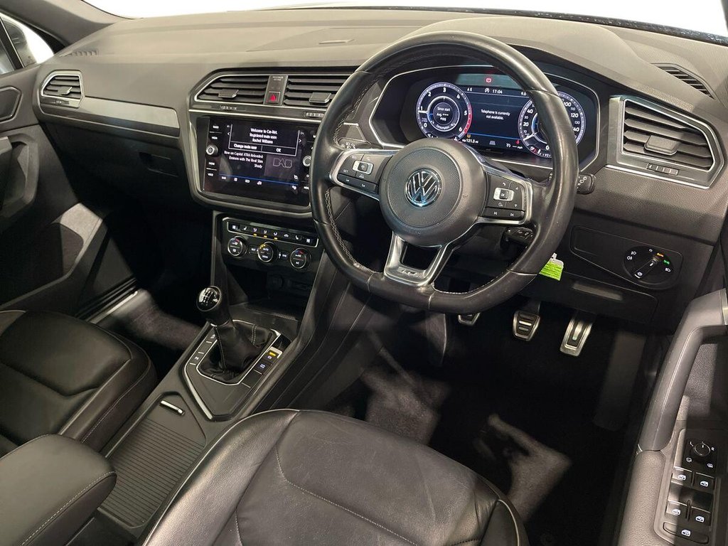 USED 2018 18 VOLKSWAGEN TIGUAN 2.0 TDI R-Line SUV 5dr Diesel Manual Euro 6 (s/s) (150 ps) Great Service History