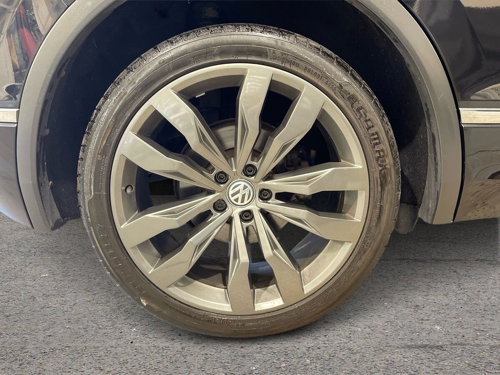 USED 2018 18 VOLKSWAGEN TIGUAN 2.0 TDI R-Line SUV 5dr Diesel Manual Euro 6 (s/s) (150 ps) Great Service History