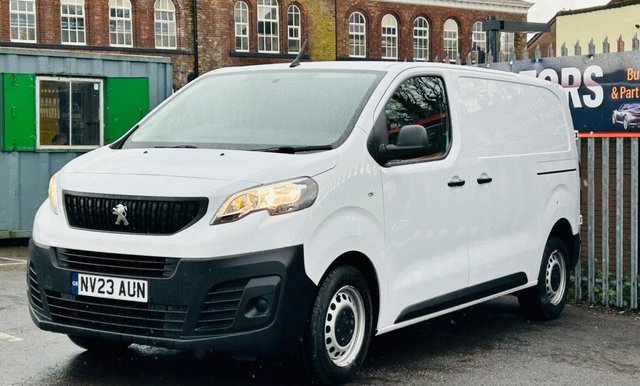 View our PEUGEOT EXPERT