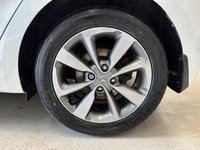 USED 2016 16 HYUNDAI I20 1.2 Blue Drive SE Hatchback 5 door Petrol Manual Euro 6 in White AUX POINT+REAR PARKING SENSORS