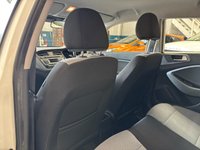 USED 2016 16 HYUNDAI I20 1.2 Blue Drive SE Hatchback 5 door Petrol Manual Euro 6 in White AUX POINT+REAR PARKING SENSORS