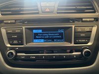 USED 2016 16 HYUNDAI I20 1.2 Blue Drive SE Hatchback 5 door Petrol Manual Euro 6 in White AUX POINT+REAR PARKING SENSORS