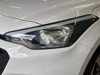 USED 2016 16 HYUNDAI I20 1.2 Blue Drive SE Hatchback 5 door Petrol Manual Euro 6 in White AUX POINT+REAR PARKING SENSORS