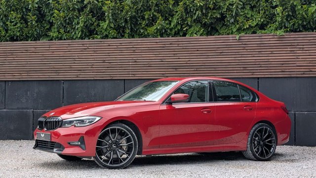 View our BMW 3 SERIES