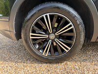 USED 2017 67 VOLKSWAGEN TIGUAN 2.0 TDI SE Navigation 4Motion Euro 6 (s/s) 5dr 