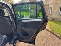 USED 2017 67 VOLKSWAGEN TIGUAN 2.0 TDI SE Navigation 4Motion Euro 6 (s/s) 5dr 