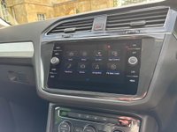 USED 2017 67 VOLKSWAGEN TIGUAN 2.0 TDI SE Navigation 4Motion Euro 6 (s/s) 5dr 