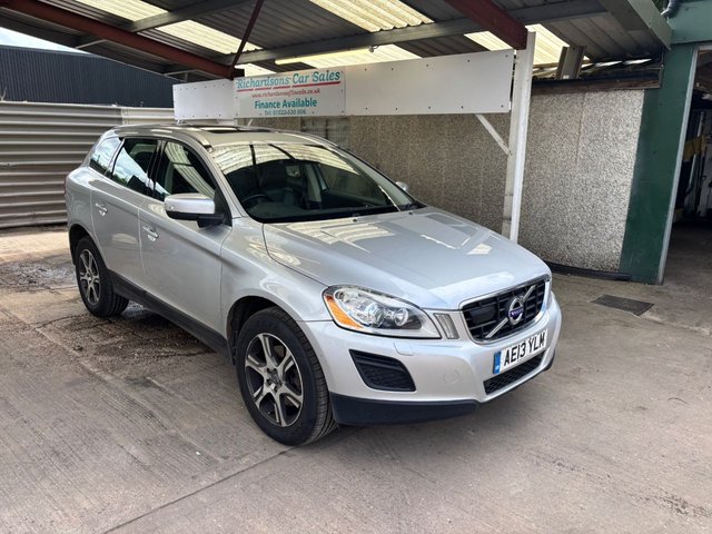 View our VOLVO XC60