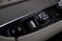 USED 2021 21 VOLVO XC90 2.0h T8 Twin Engine Recharge 11.6kWh Inscription Pro SUV 5dr Petrol Plug-in Hybrid Auto 4WD Euro 6 (s/s) (390 ps) 7 SEAT, HEATED SEATS, CAMERA
