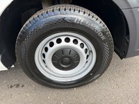 USED 2021 21 VOLKSWAGEN CRAFTER 2.0 TDI CR35 Trendline Panel Van 5dr Diesel Automatic FWD MWB Euro 6 (s/s) (140 ps) A/C-sensors-dab-racking-2 keys