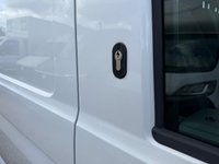 USED 2021 21 VOLKSWAGEN CRAFTER 2.0 TDI CR35 Trendline Panel Van 5dr Diesel Automatic FWD MWB Euro 6 (s/s) (140 ps) A/C-sensors-dab-racking-2 keys