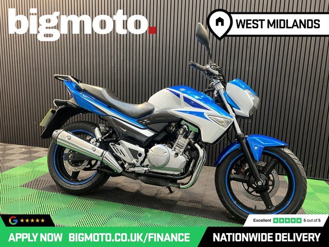 View our SUZUKI Inazuma 250
