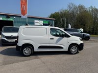 USED 2022 22 PEUGEOT PARTNER 1.5 BlueHDi 1000 Professional Premium Standard Panel Van 5dr Diesel Manual SWB Euro 6 (100 bhp) 2022 ( 22 Reg ) Peugeot Partner Professional Premium. Owner & Full Service History